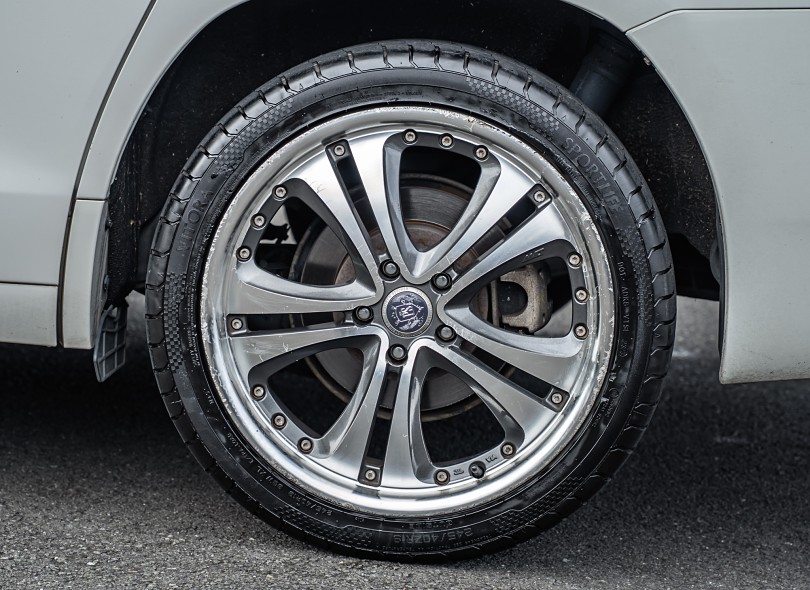 2012 Toyota Alphard 7