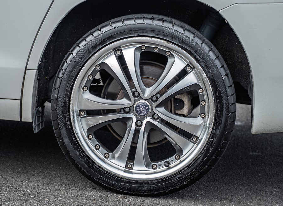 2012 Toyota Alphard 7