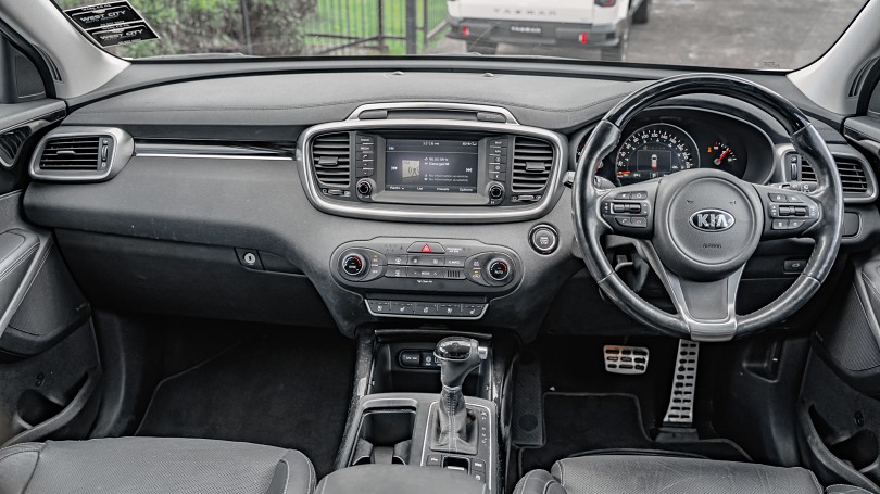 2017 Kia Sorento 10