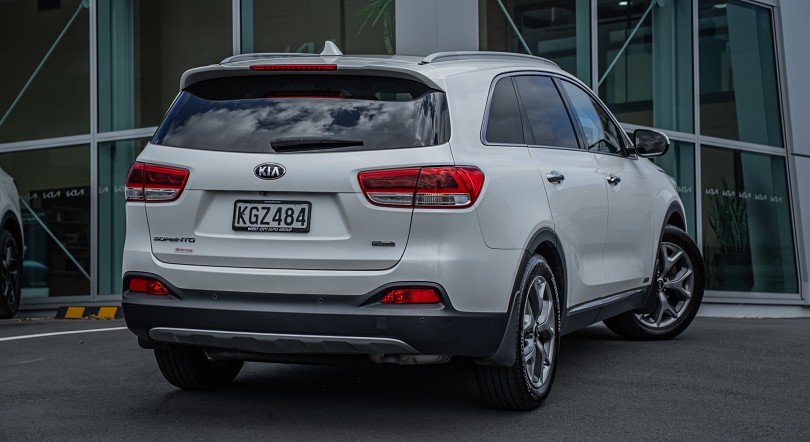 2017 Kia Sorento 2
