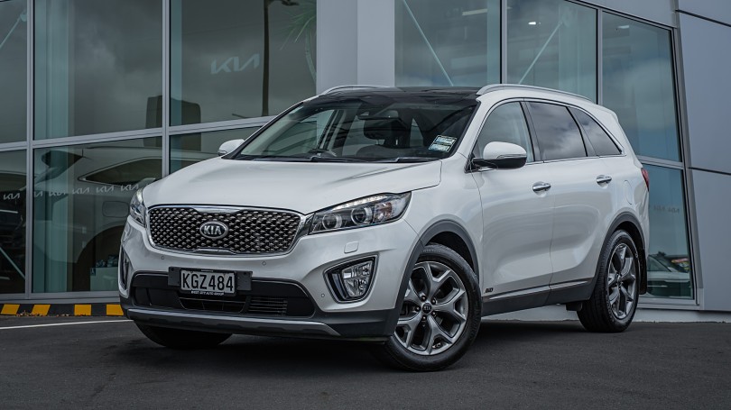 2017 Kia Sorento 1