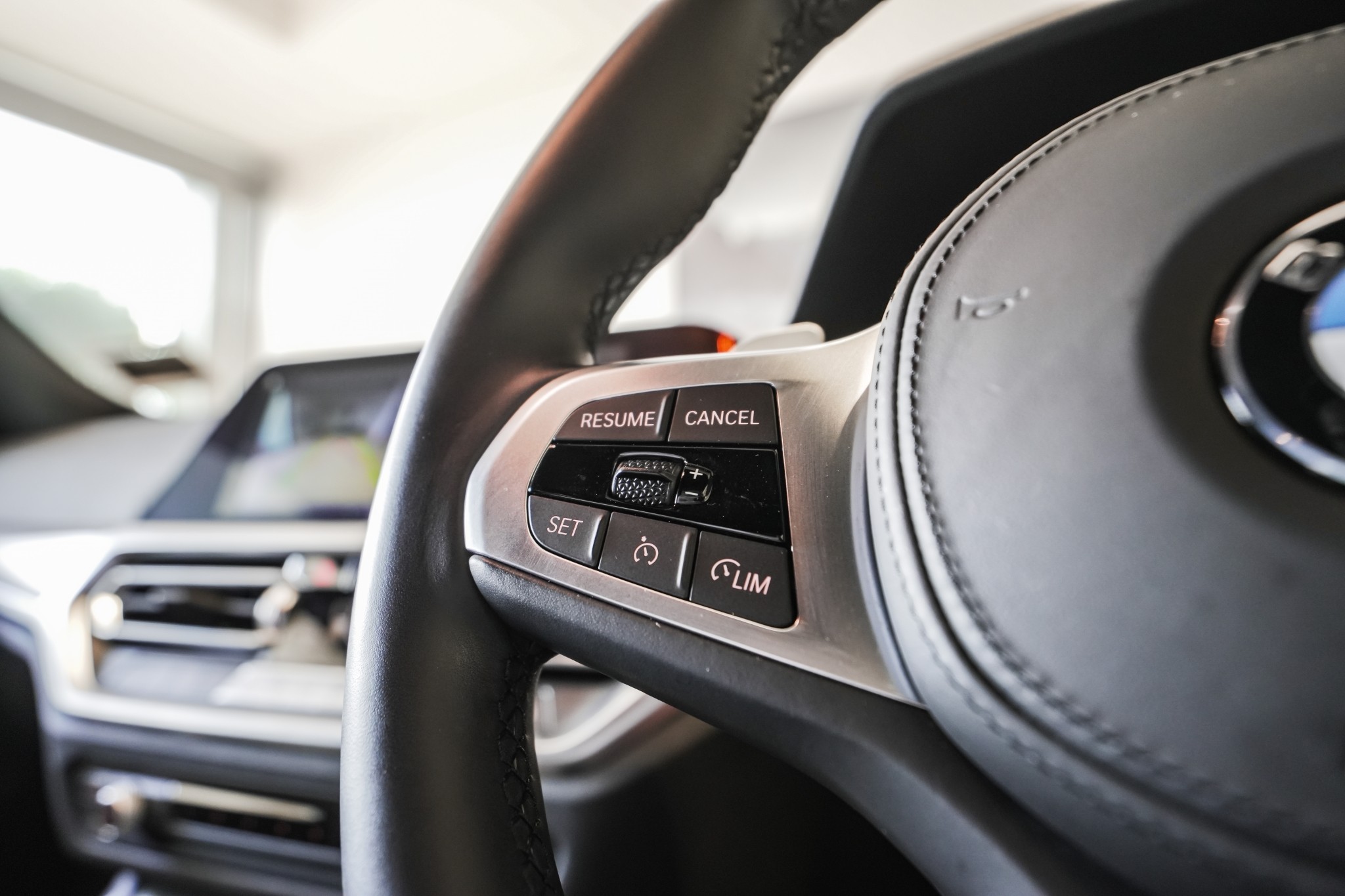 BMW 320i Sedan M Sport