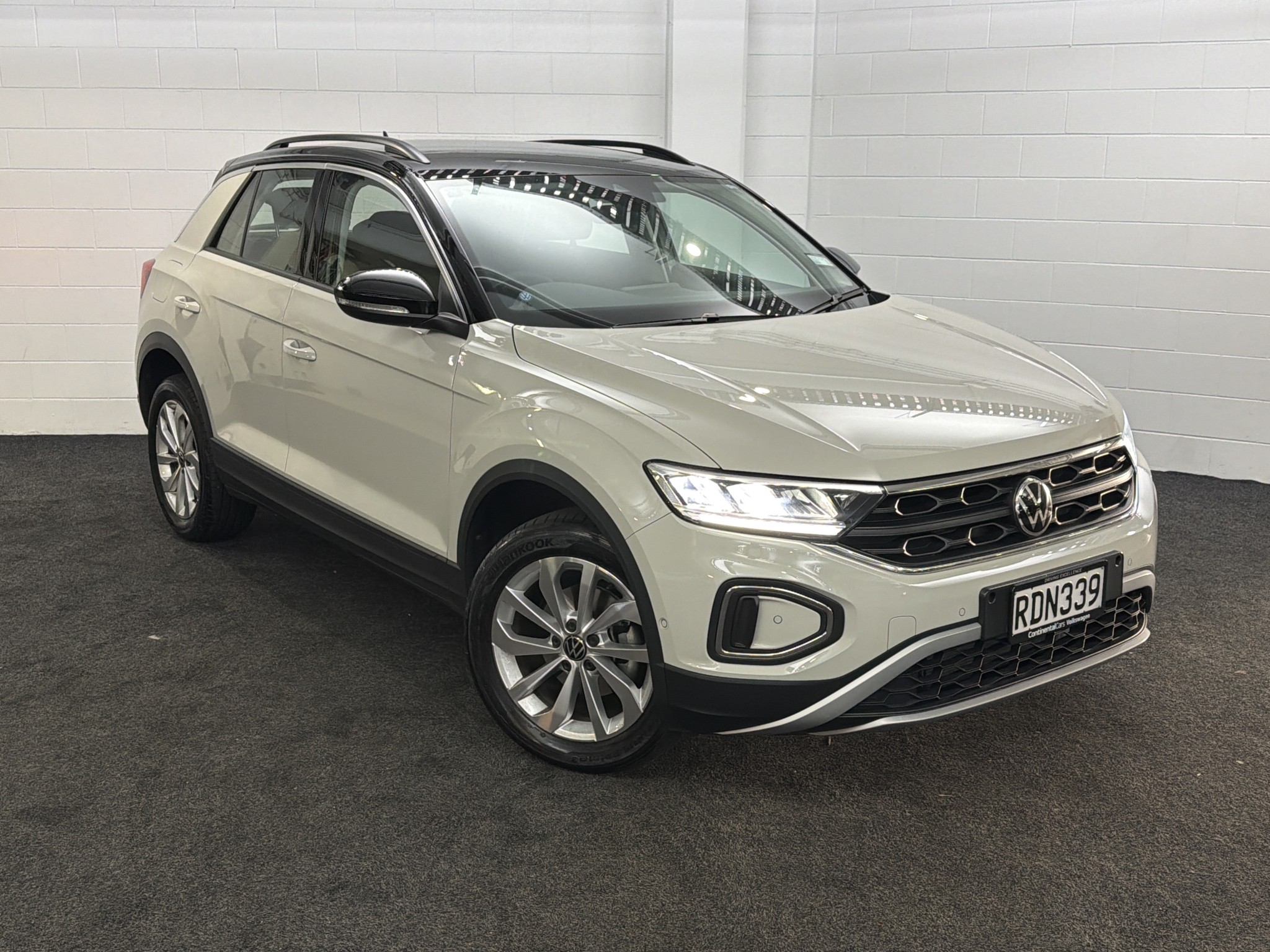 Volkswagen T-Roc TSI LIFE 2WD
