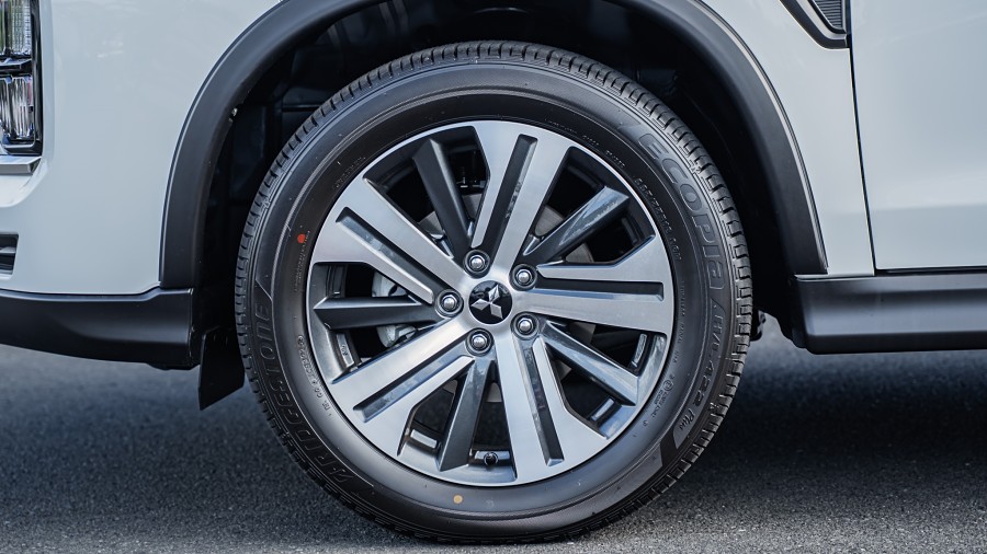 2026 Mitsubishi ASX 6