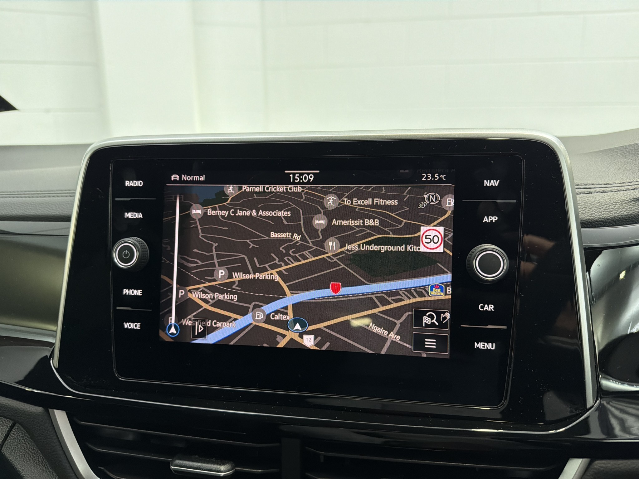 Volkswagen T-Roc 2WD R-LINE