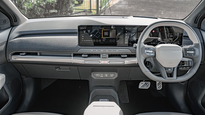 2025 Kia EV3 10