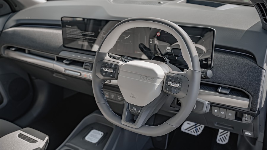 2025 Kia EV3 9