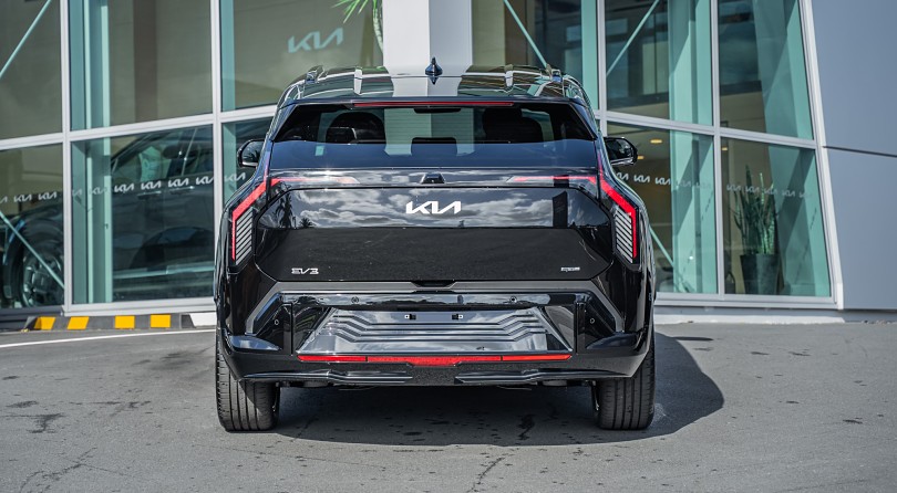 2025 Kia EV3 4