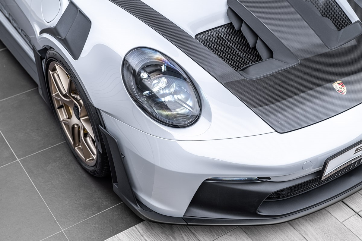 Porsche 911 GT3 RS (992) Weissach Package