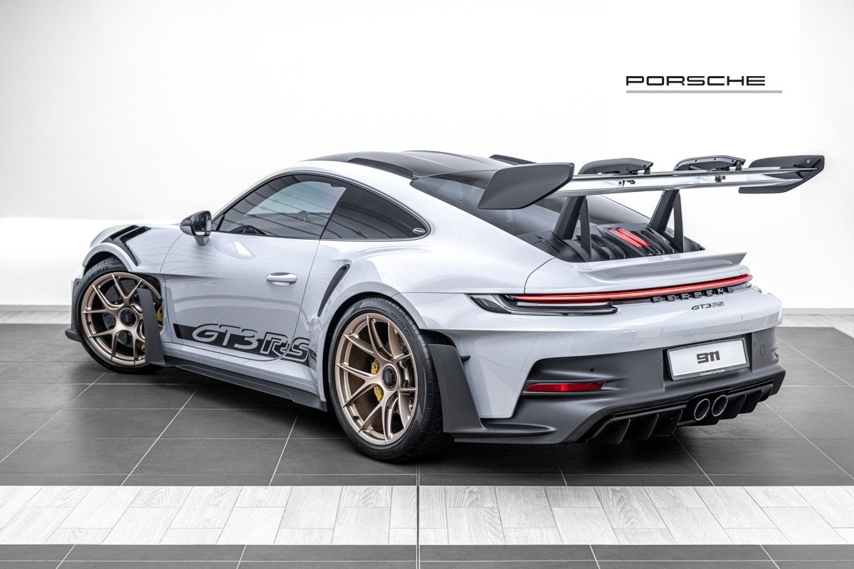 Porsche 911 GT3 RS (992) Weissach Package