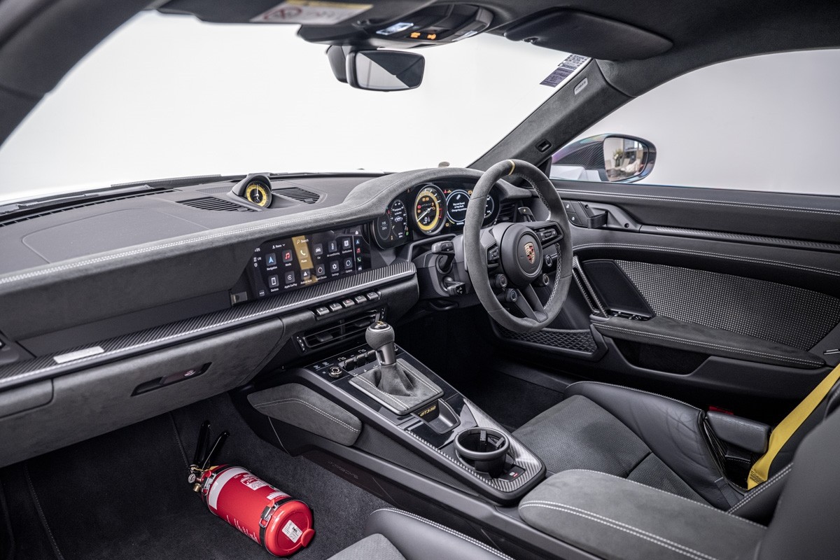 Porsche 911 GT3 RS (992) Weissach Package