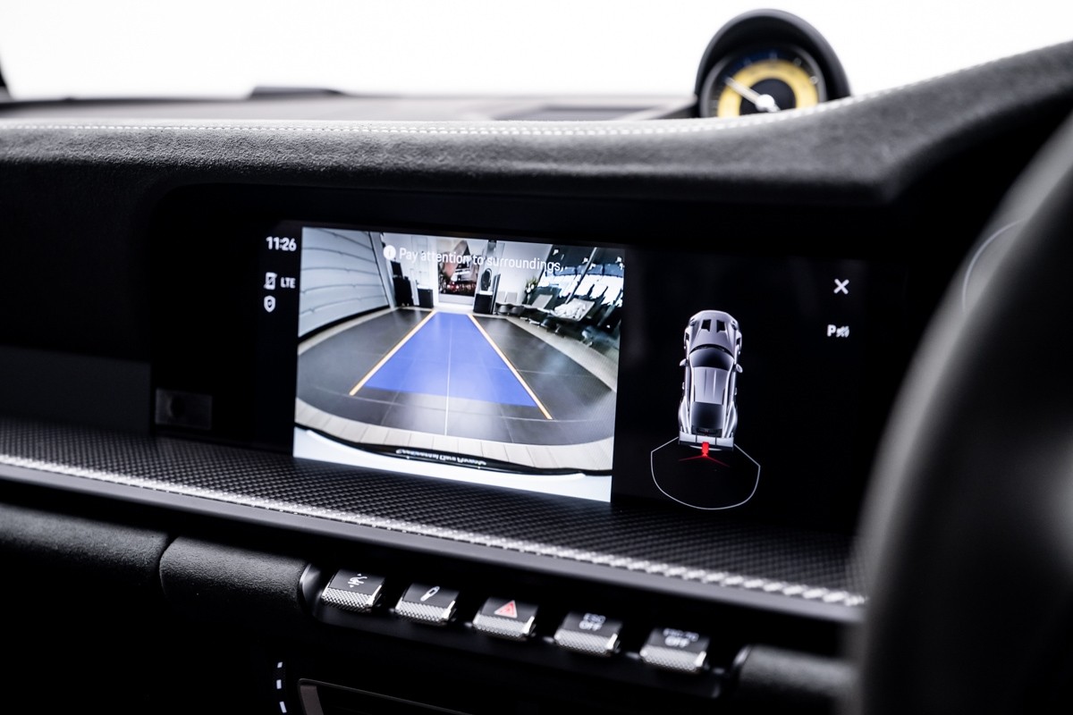 Porsche 911 GT3 RS (992) Weissach Package