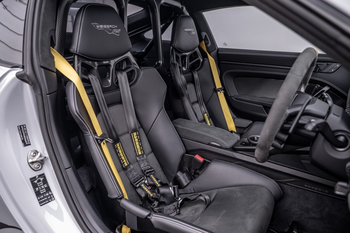 Porsche 911 GT3 RS (992) Weissach Package