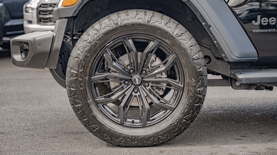 2023 Jeep Wrangler 6