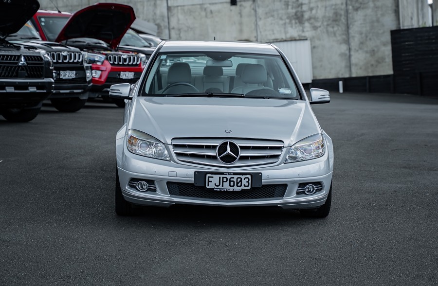 2010 Mercedes-Benz C 250 3