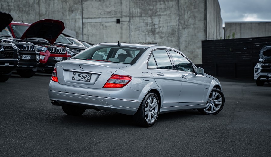 2010 Mercedes-Benz C 250 2