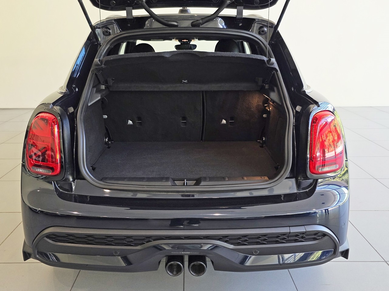 MINI Cooper S 5-Dr Hatch The Yours