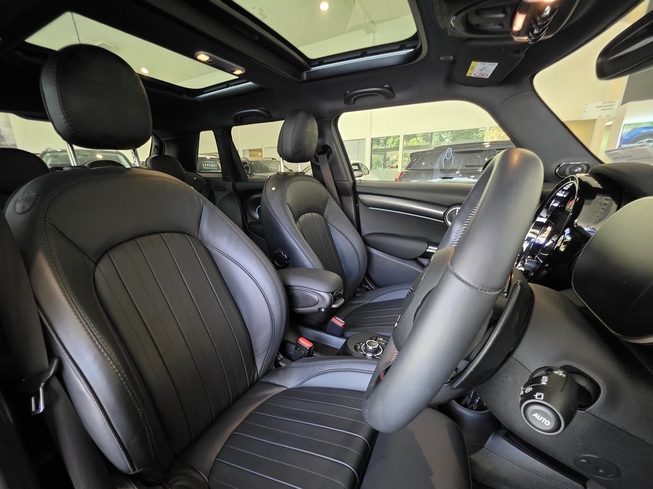 MINI Cooper S 5-Dr Hatch The Yours