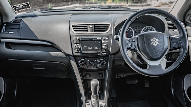 2016 Suzuki Swift 10