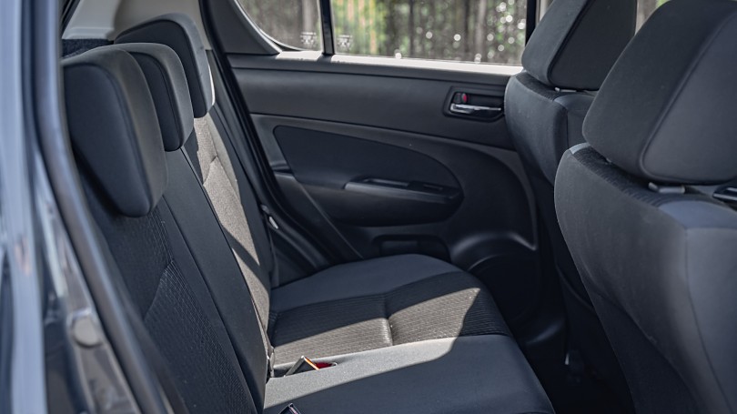 2016 Suzuki Swift 16