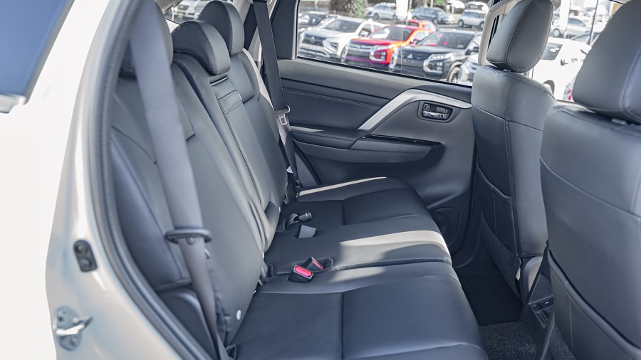 2026 Mitsubishi Pajero Sport 17