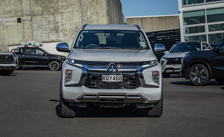 2026 Mitsubishi Pajero Sport 3