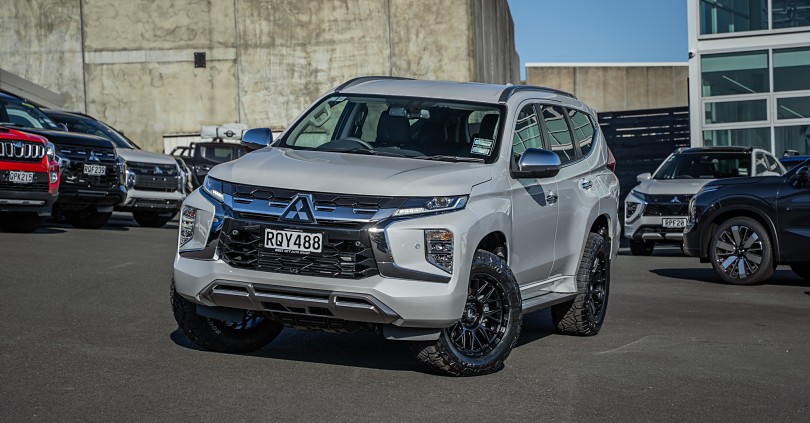 2026 Mitsubishi Pajero Sport 1