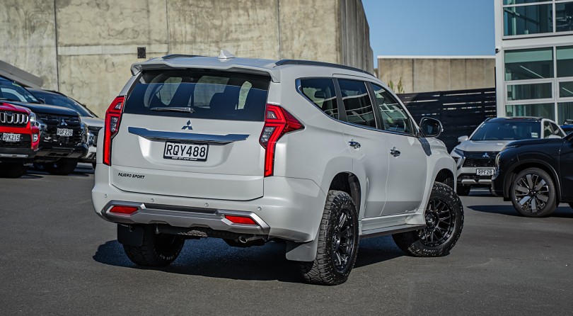 2026 Mitsubishi Pajero Sport 2