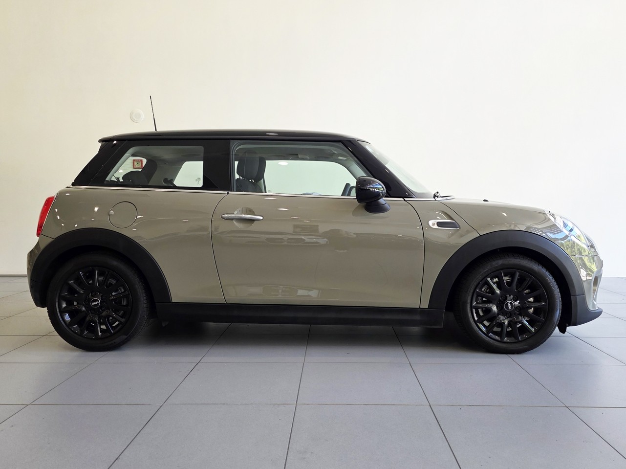 MINI Cooper Hatch Salt II