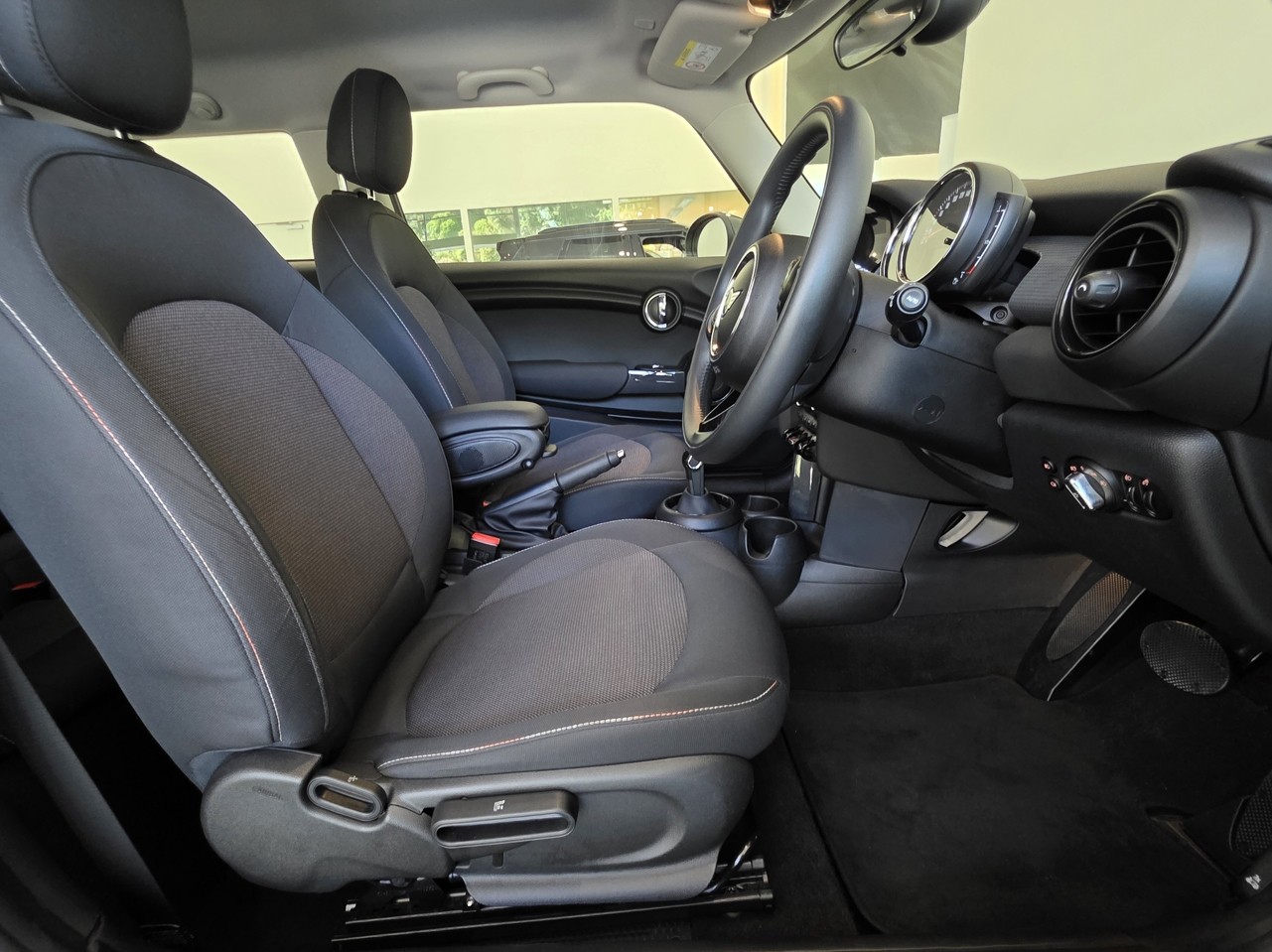 MINI Cooper Hatch Salt II