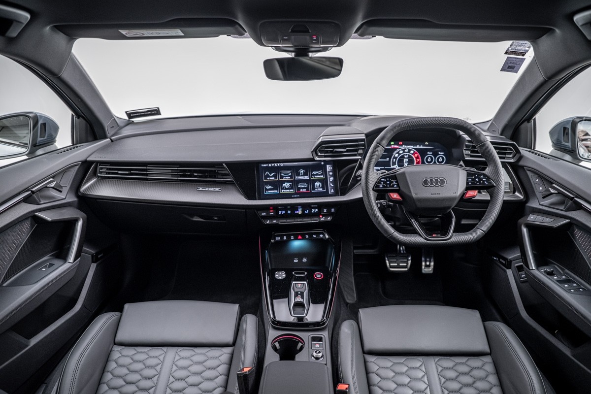 Audi RS3 SPORTBACK TFSI