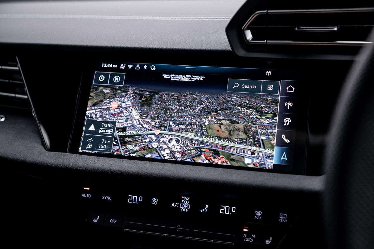 Audi S3 SPORTBACK TFSI 245 KW