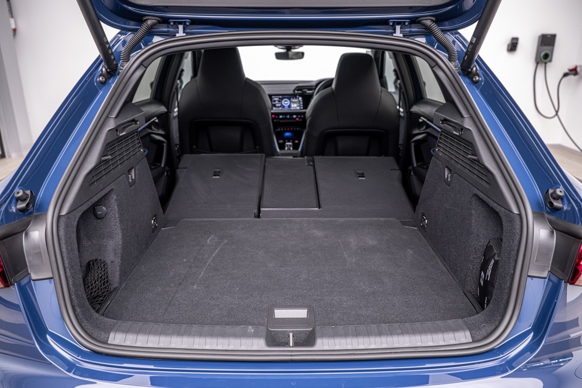 Audi S3 SPORTBACK TFSI 245 KW