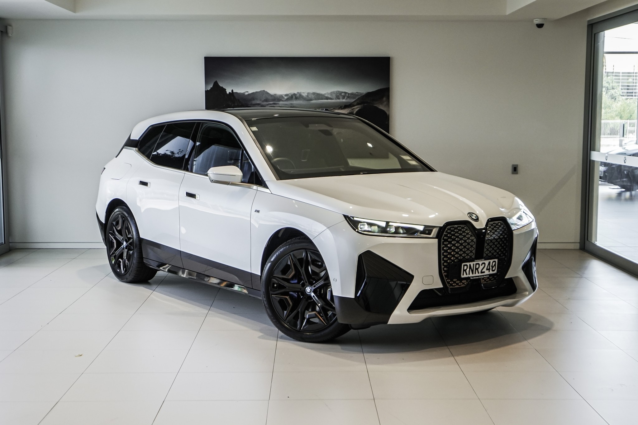 BMW iX M60 112Kwh/Ev/4Wd