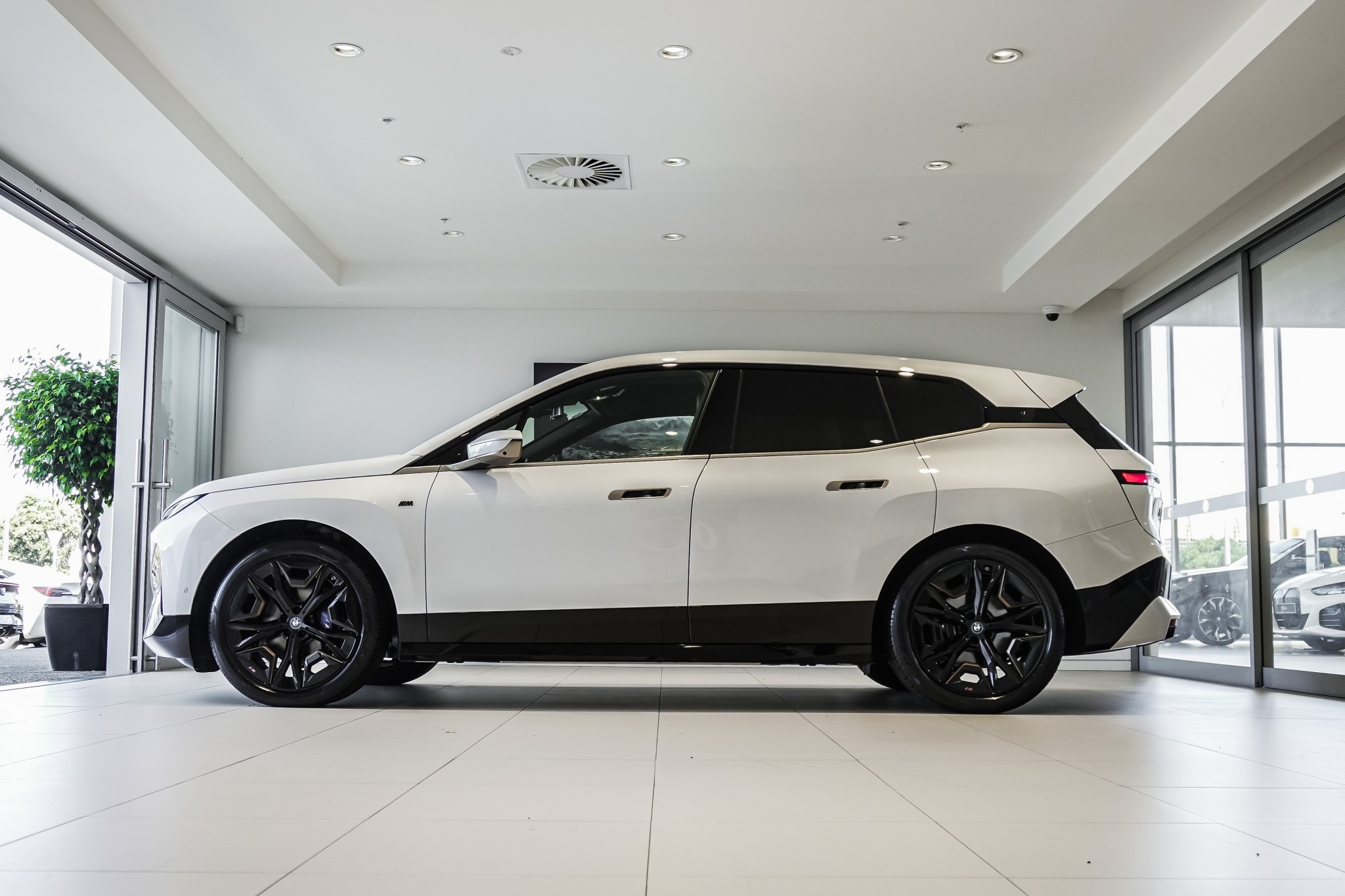 BMW iX M60 112Kwh/Ev/4Wd