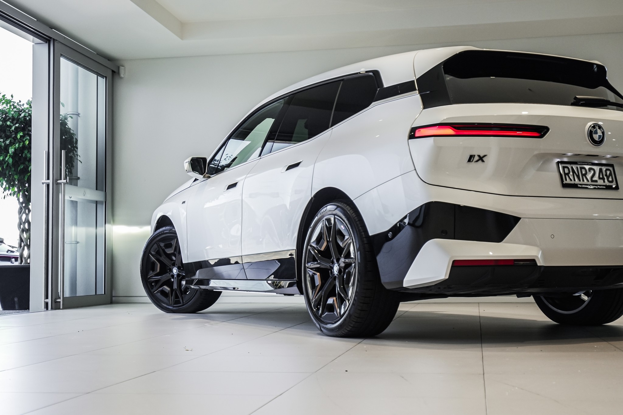 BMW iX M60 112Kwh/Ev/4Wd