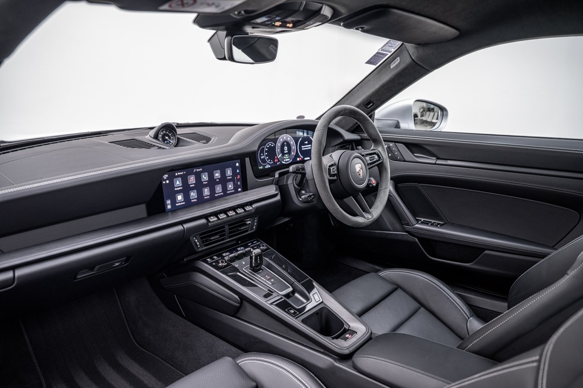 Porsche 911 GTS Coupe (992.2)