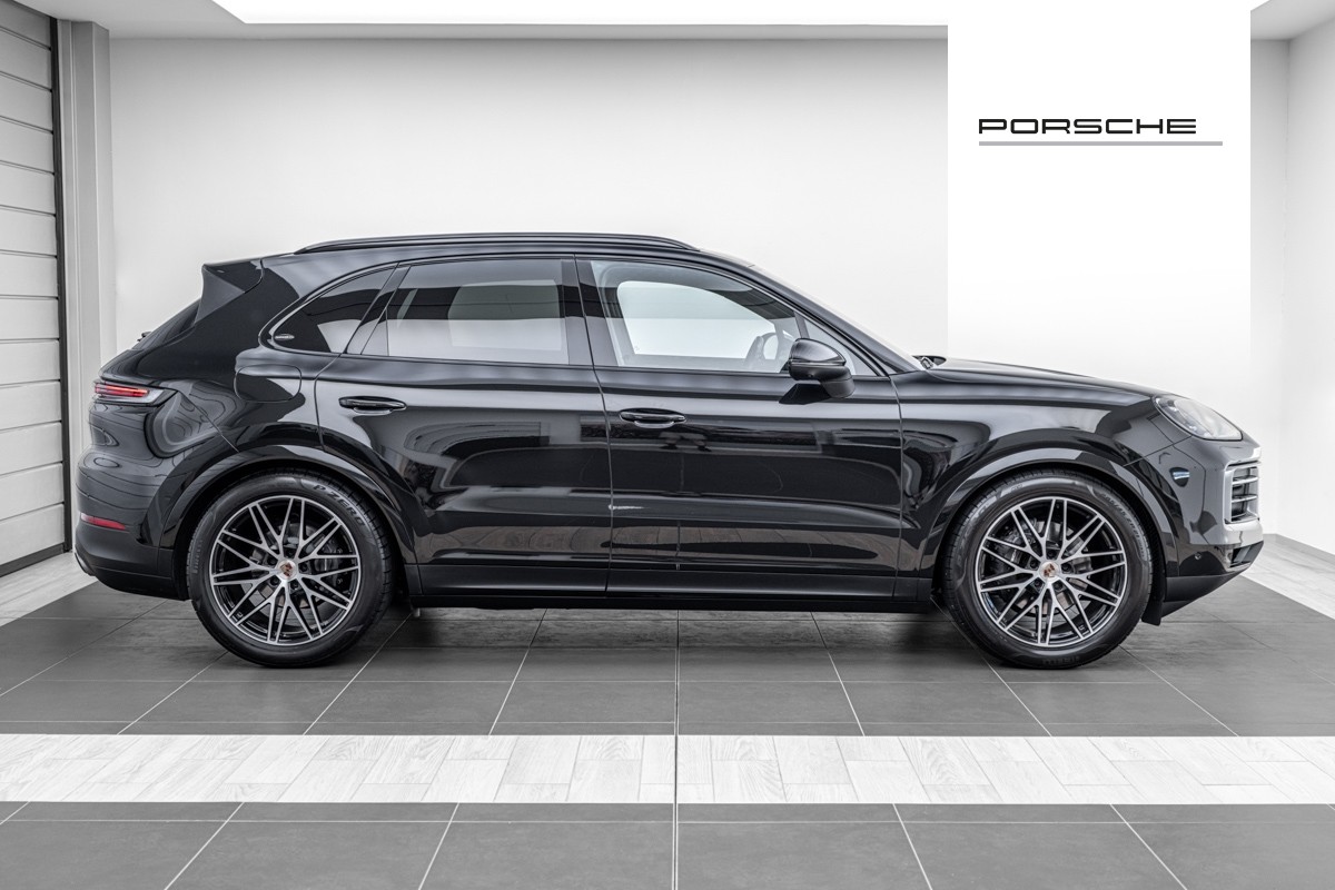 Porsche Cayenne SUV (E3 II)