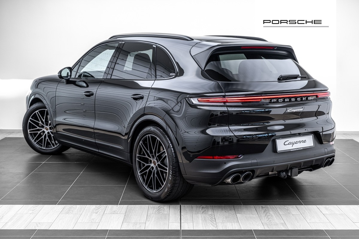 Porsche Cayenne SUV (E3 II)