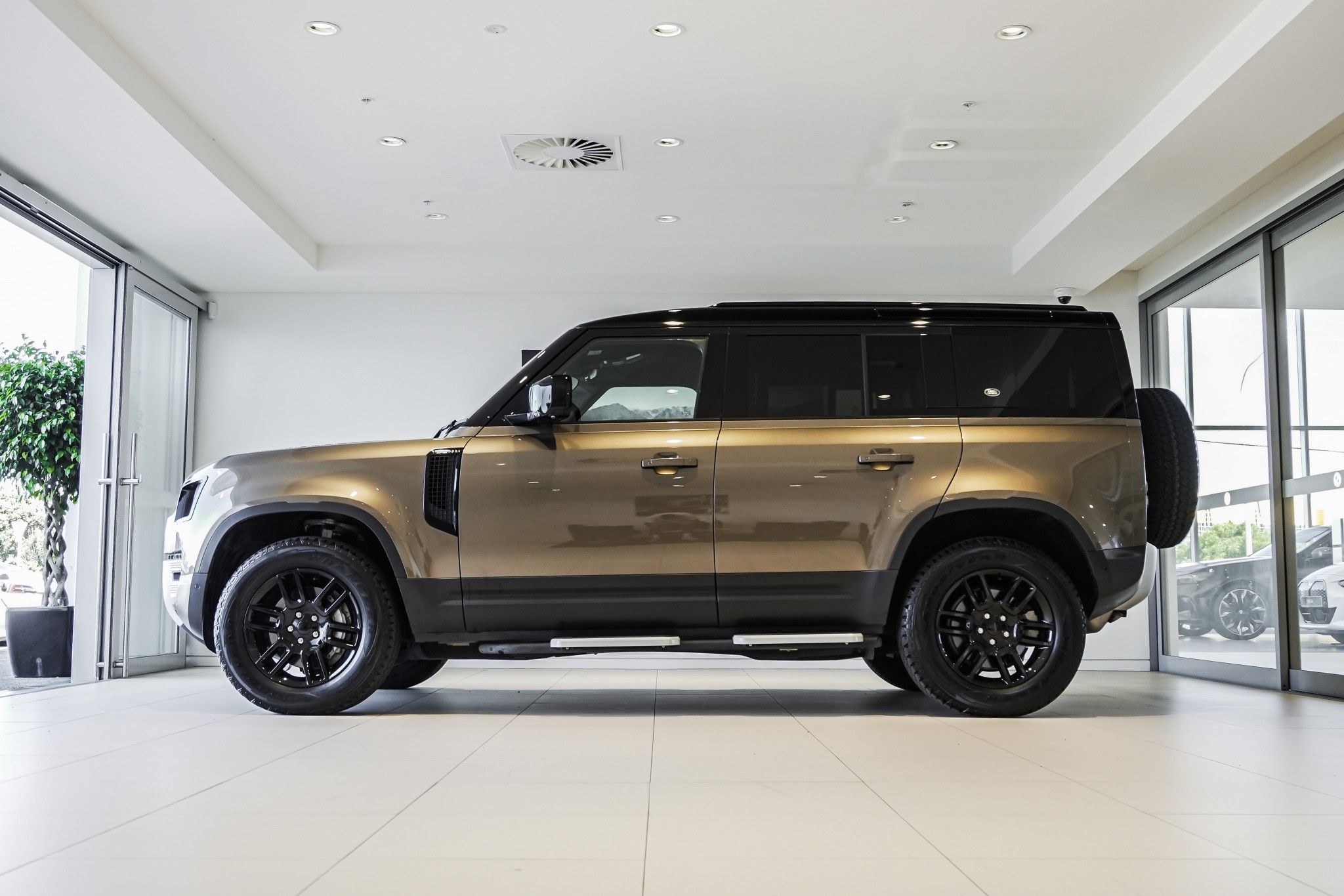 Land Rover Defender 110 D300 S 3.0Dt/4Wd