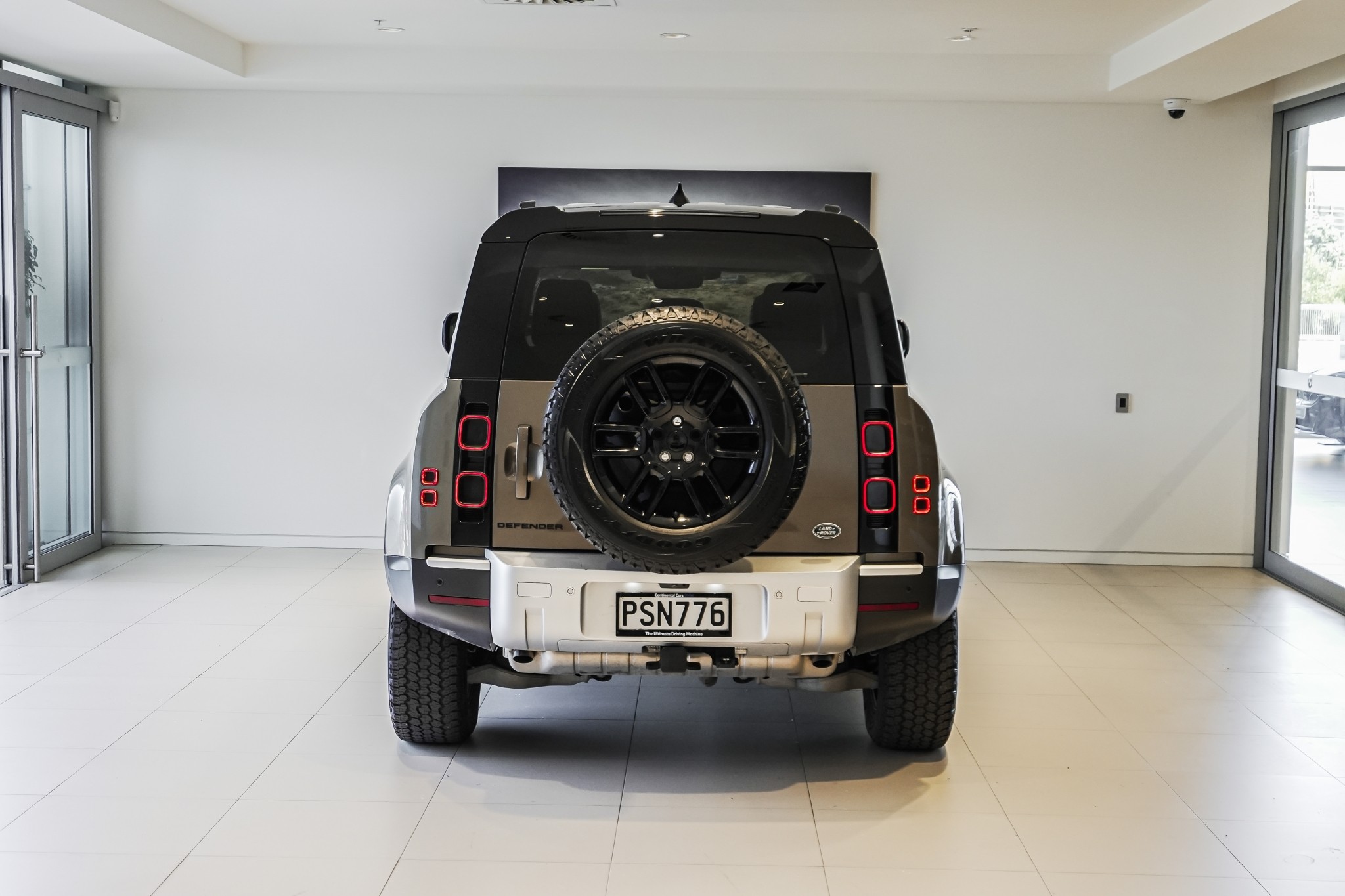 Land Rover Defender 110 D300 S 3.0Dt/4Wd