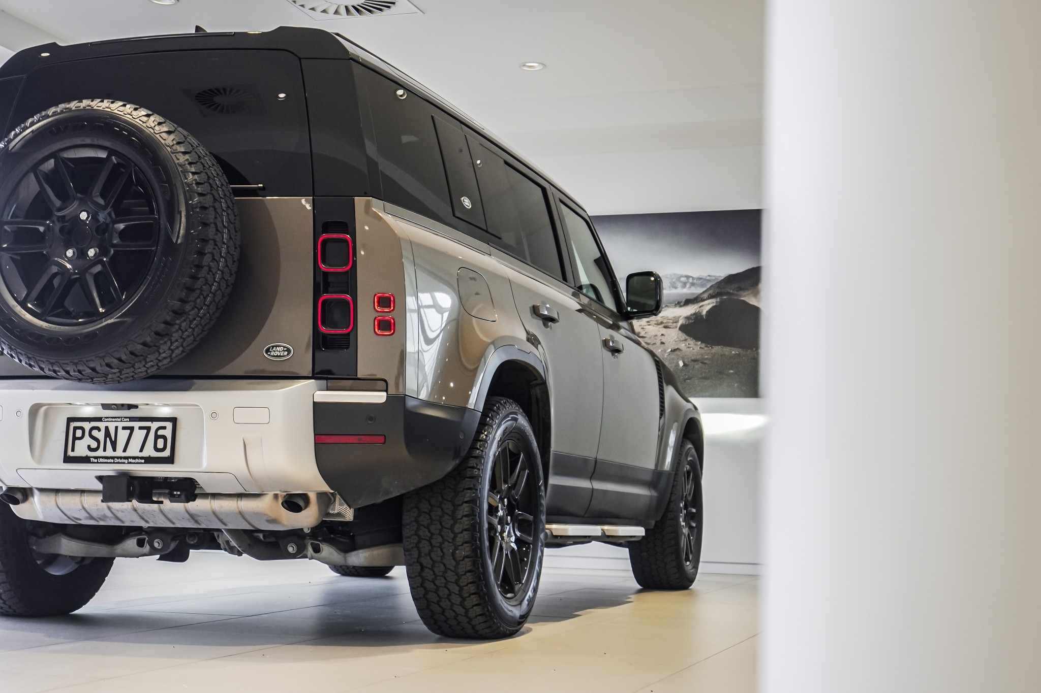 Land Rover Defender 110 D300 S 3.0Dt/4Wd