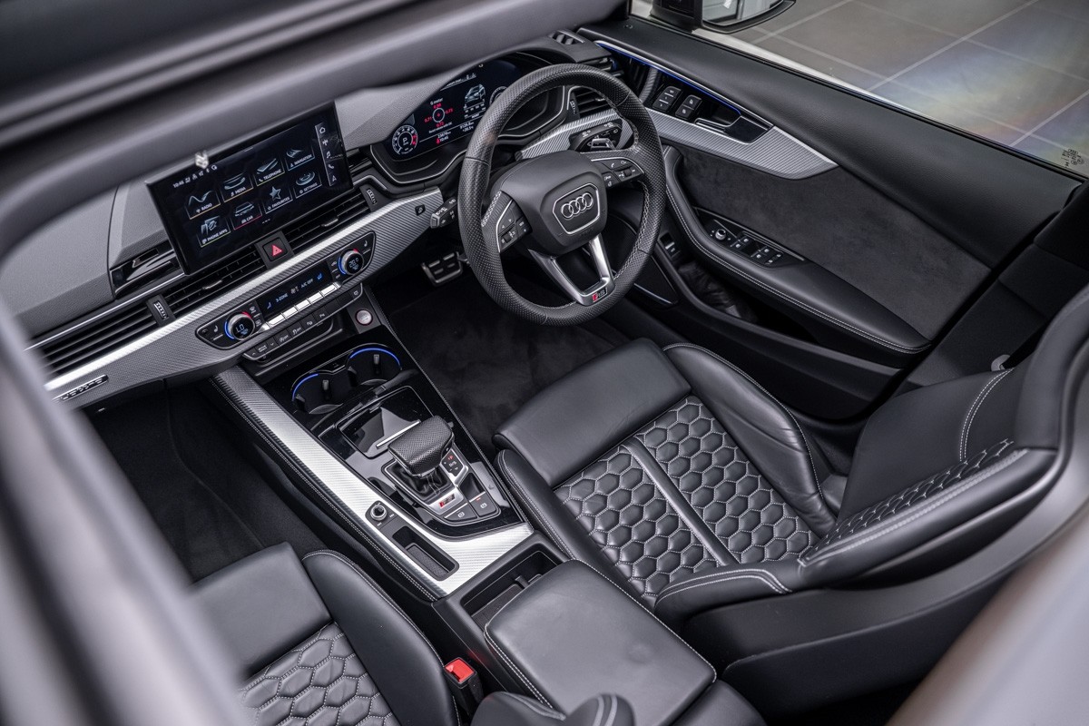 Audi RS4 Avant 331KW