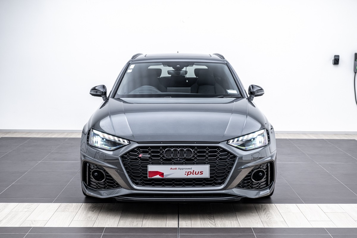 Audi RS4 Avant 331KW