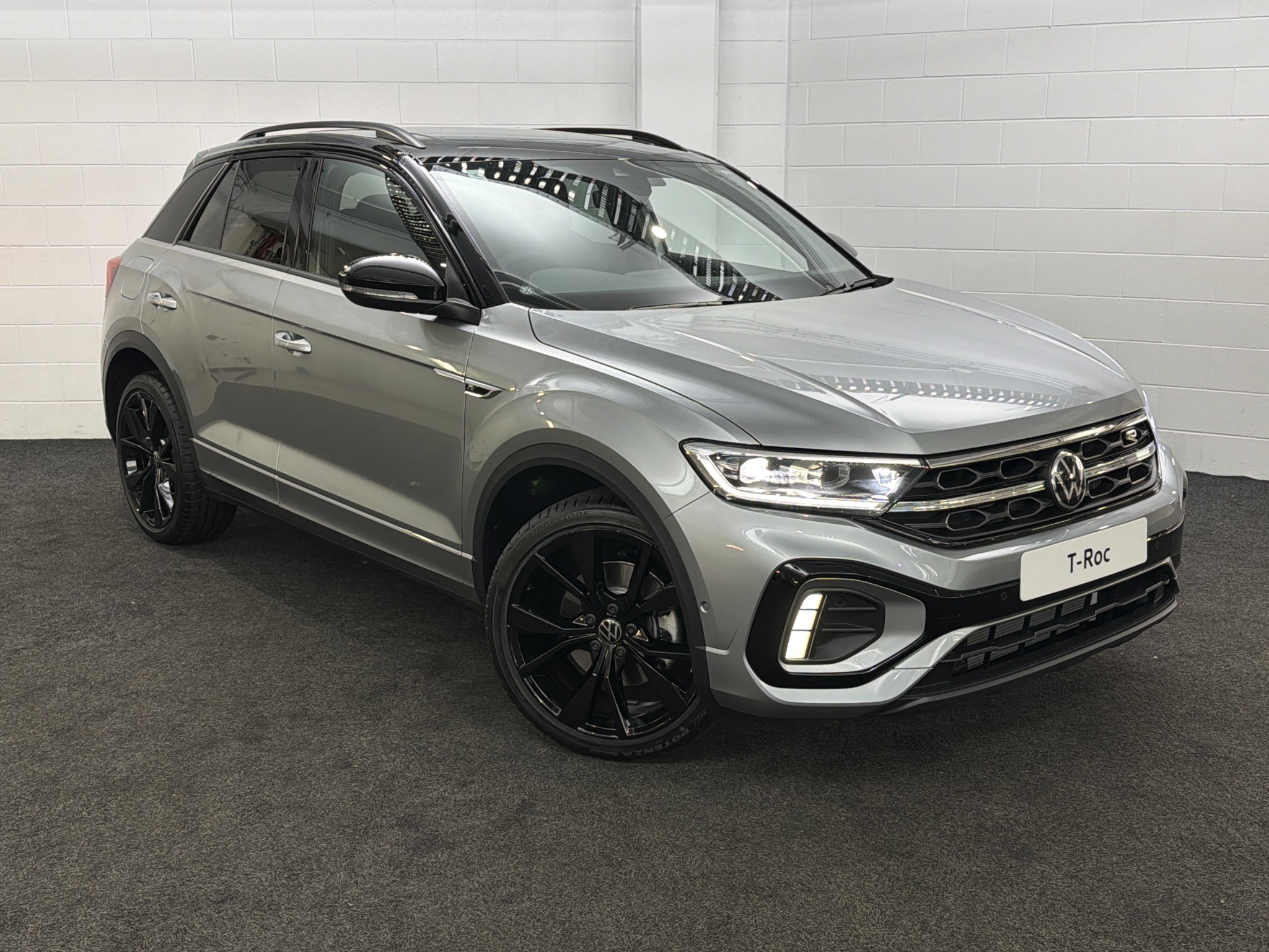 Volkswagen T-Roc 2WD R-LINE