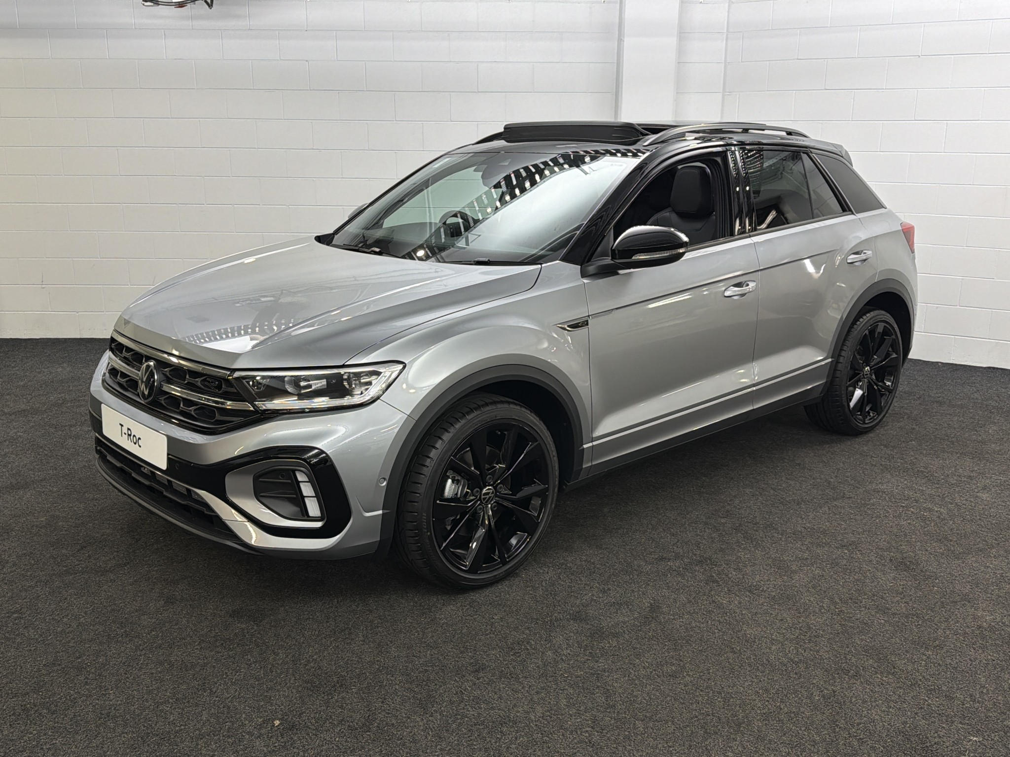 Volkswagen T-Roc 2WD R-LINE