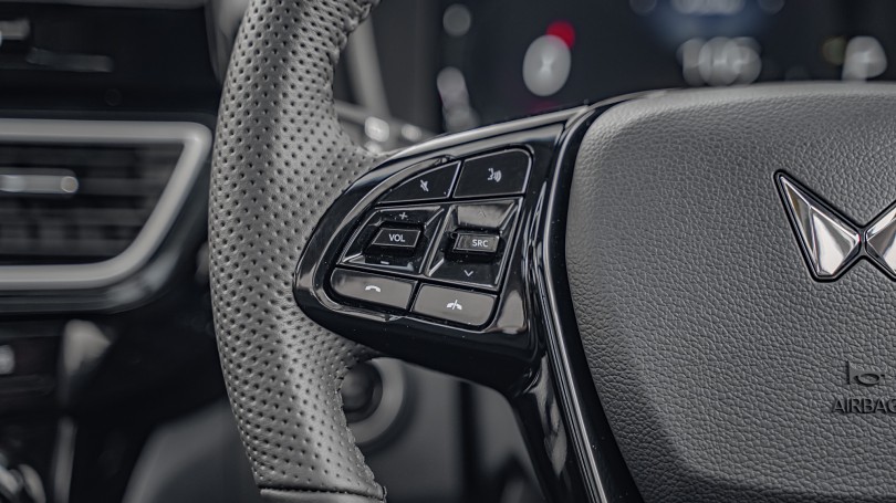 2026 Mahindra XUV3XO 13