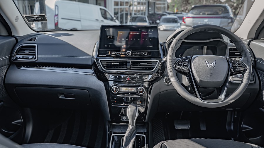 2026 Mahindra XUV3XO 10