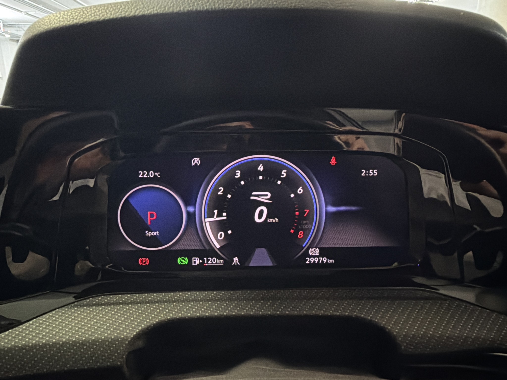 Volkswagen Golf R DSG 2.0PT/4WD/7AT