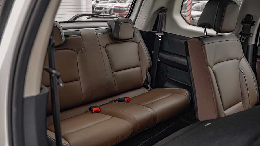 2026 Mahindra Scorpio 18